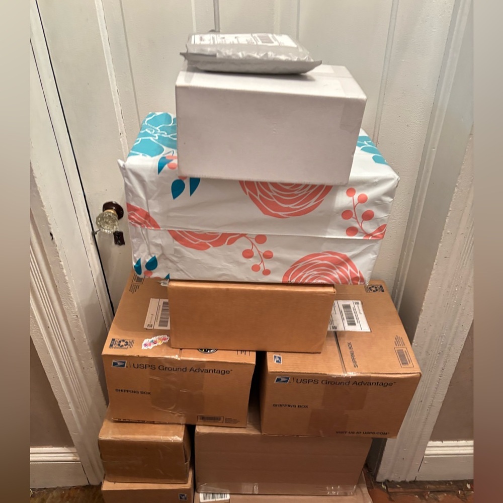 🚨HUUGE BLOW OUT MYSTERY SALE!💎Since Robbed almost over $2,500, Share Show Bless🚨 - Picture 3 of 7